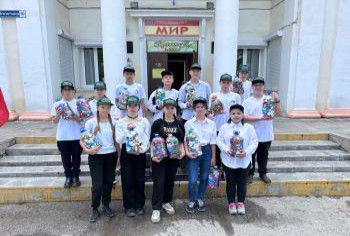 В Нижнем Тагиле школьники собрали более 600 литров пластиковых крышечек