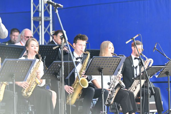 UralTerraJazz в Камышлове собрал тысячи зрителей со всей России и из-за рубежа