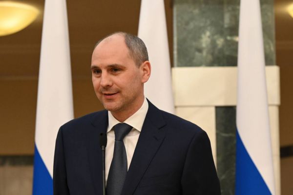 Денис Паслер поздравил свердловчан с Днем предпринимательства