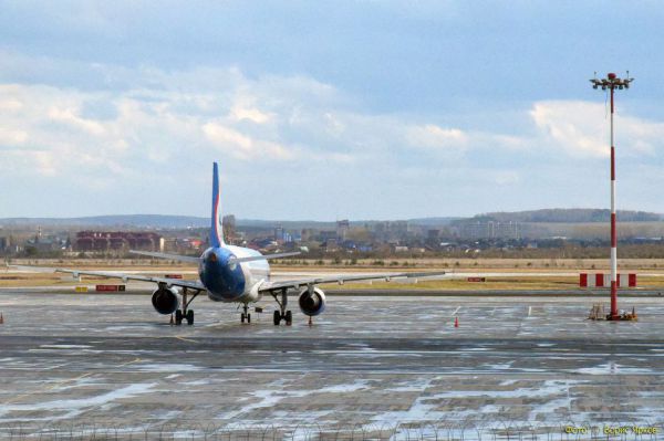 Прокуратура проверит «Уральские авиалинии» из-за фейкового переноса вылета