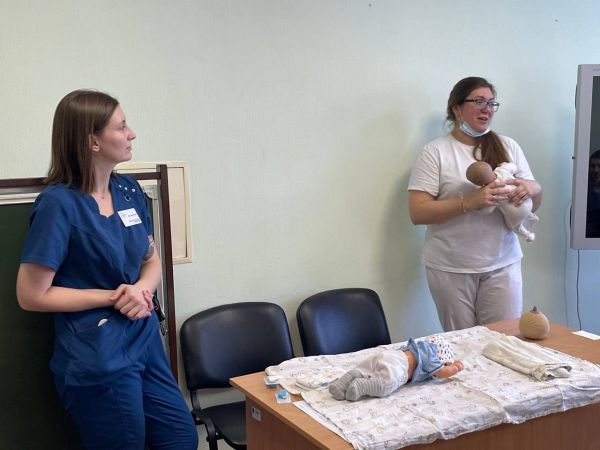 В роддом – без страха: в ЕКПЦ набирает обороты школа осознанного родительства