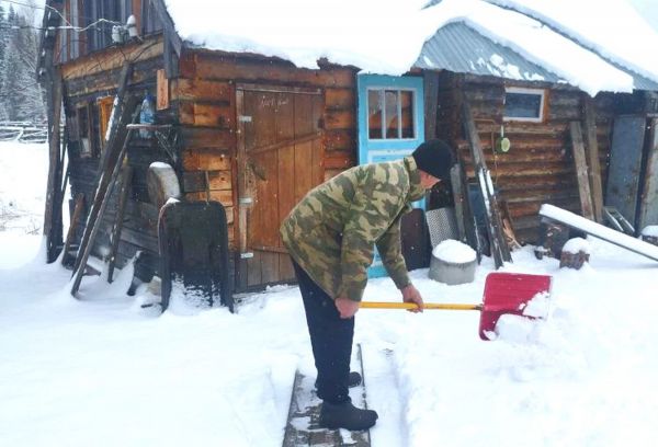 «Ужас, ужас. И это 22 апреля». Жители севера Свердловской области показали, какой может быть уральская весна