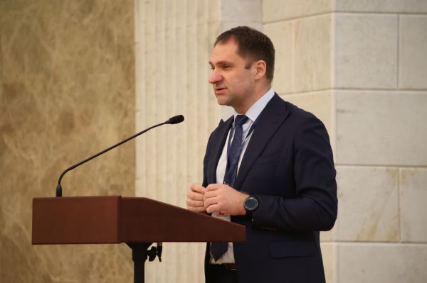 Илья Обабков избавился от приставки «и.о.»: Михаил Мишустин подписал распоряжение о назначении ректора УрФУ