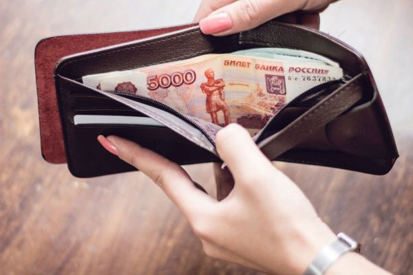 С начала года  3,4 тысячи свердловчан признали себя банкротами