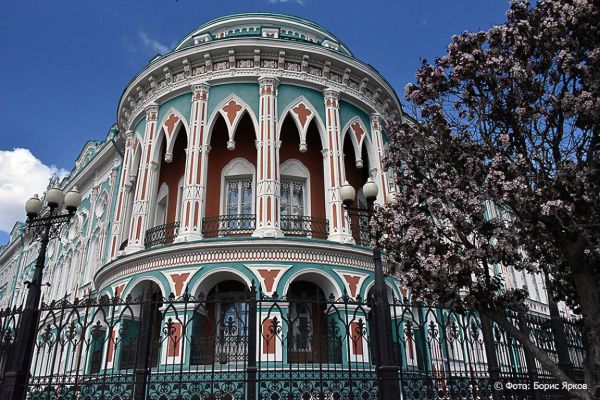 Власти Екатеринбурга привлекли средства инвесторов для сохранения 29 памятников культуры