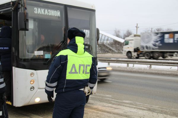 На Среднем Урале усилят контроль за безопасностью автобусных перевозок