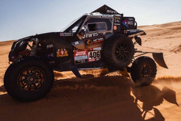 Гонщик Сергей Карякин досрочно завершил выступление на Дакаре