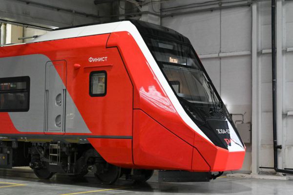 Работы по созданию высокоскоростных электропоездов на  «Уральских локомотивах» идут по графику