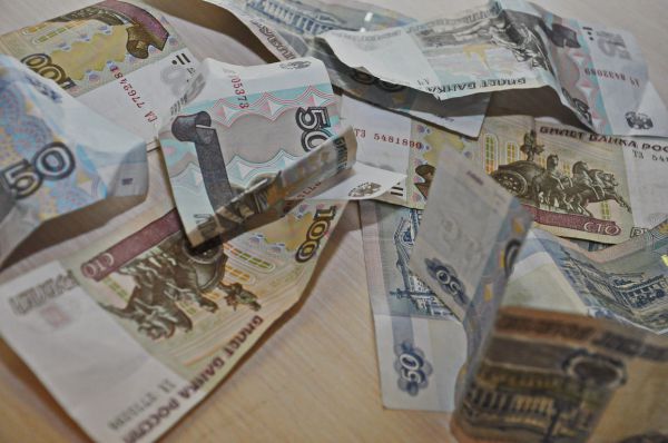 Рубль может стать пластиковым