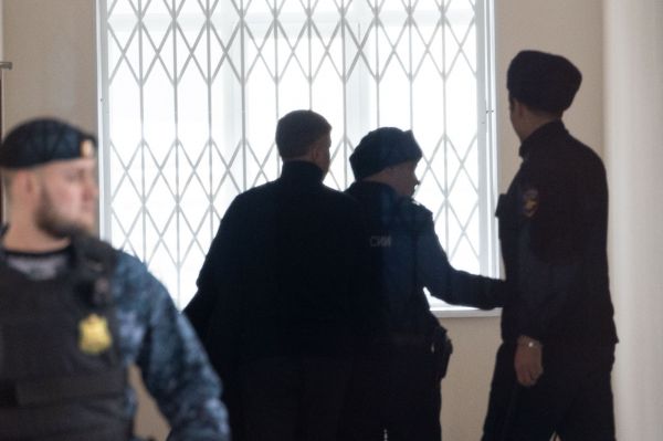 Признал вину и извинился: уральца осудили за оскорбление полицейского в сети