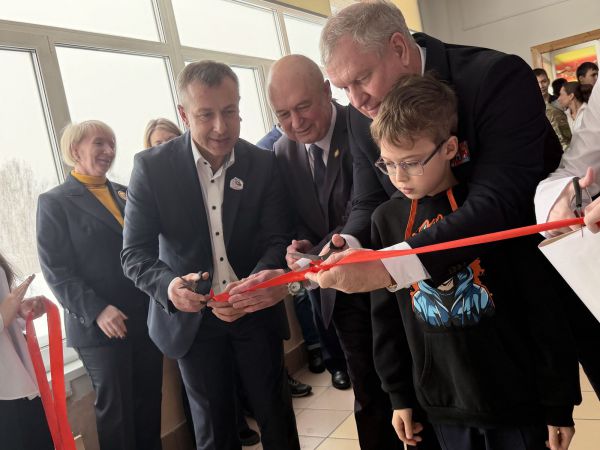 «Чтобы вы почувствовали, что стоит за словами "служение Родине"»: в школе Екатеринбурга открыли музей спецназа ФСБ