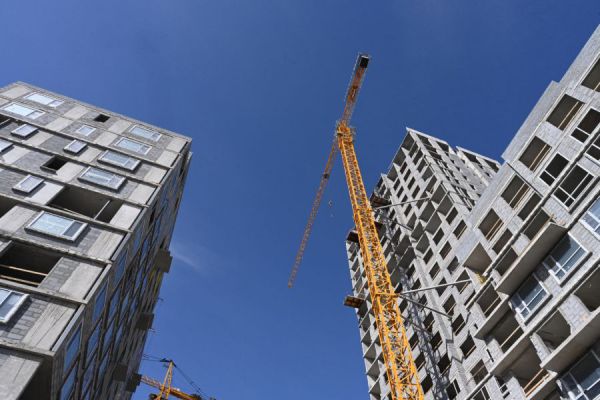 Квартиры в готовых новостройках Екатеринбурга стали раскупаться быстрее