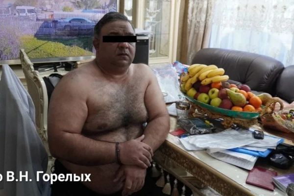Свердловские полицейские задержали брачных аферистов, похищавших выплаты участникам СВО