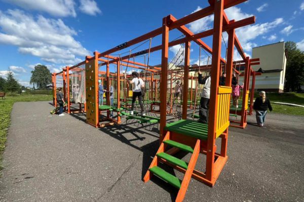 Свердловские власти и бизнес воплотили в жизнь более ста народных инициатив