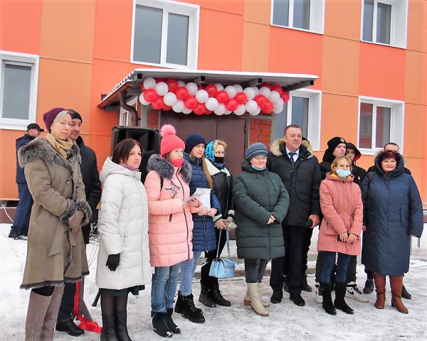 Почти 300 миллионов потратили власти региона на строительство домов для детей-сирот