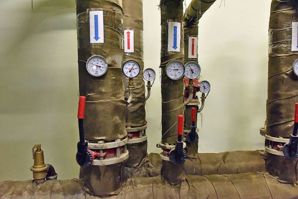 В Екатеринбурге прокуратура начала прием жалоб граждан на проблемы с отоплением