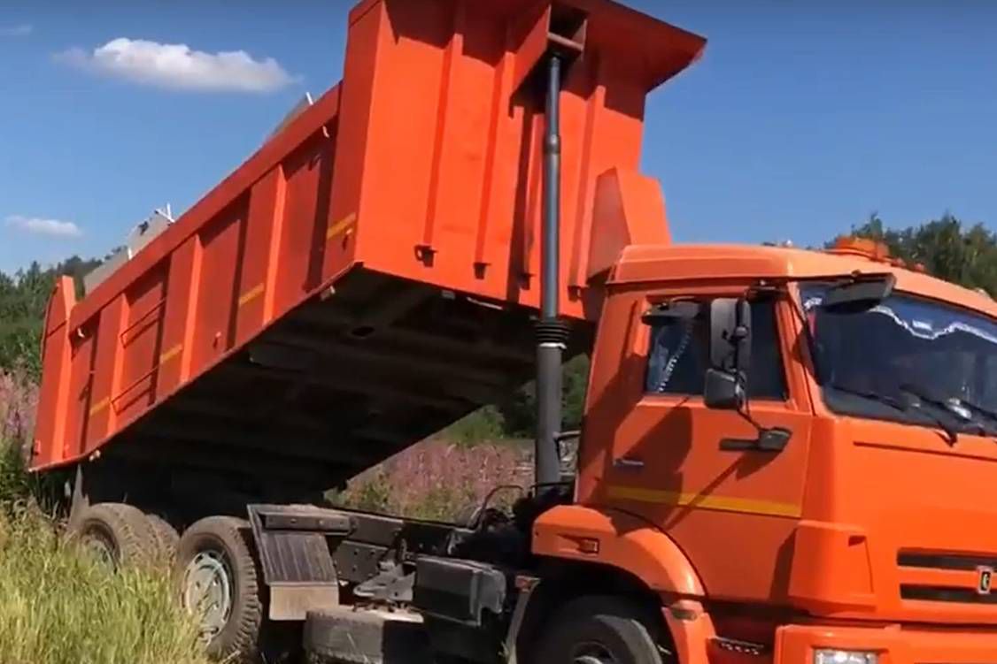 на самосвалы е