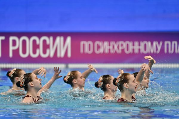 В Екатеринбурге стартовал чемпионат России по синхронному плаванию
