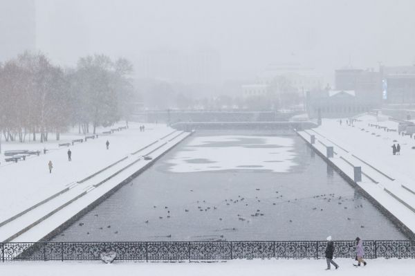 В Свердловской области объявили штормовое предупреждение из-за снегопада