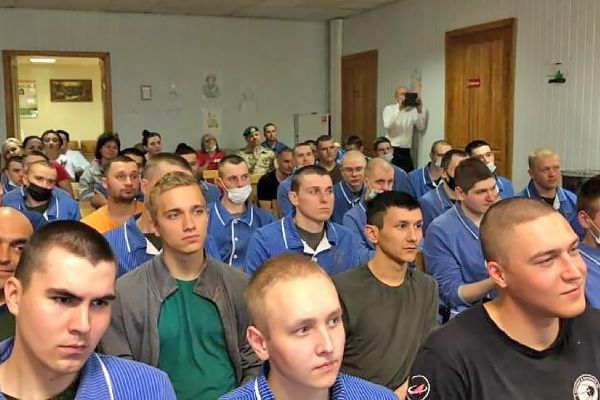 В госпитале ЦВО прошел концерт для  участников военной спецоперации