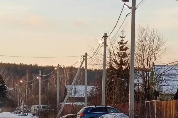 В деревне Старые Решеты обновили уличное освещение