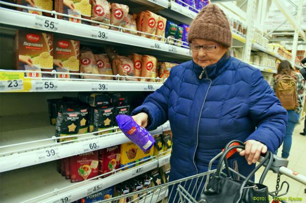 В ноябре в Екатеринбурге закроется последний гипермаркет «Карусель». Полки уже пусты