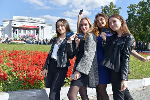 Начислять дополнительные баллы при поступлении в вуз будут по единым правилам