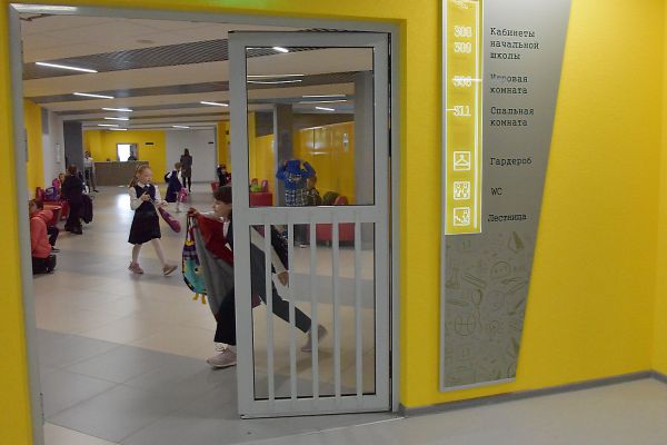 Новая волна минирований: в Екатеринбурге силовики проверяют образовательные учреждения