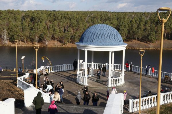 В Каменске-Уральском за сезон благоустроили шесть общественных и дворовых территорий