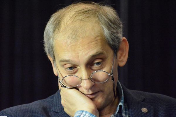 Скончался поэт и автор песен многих свердловских рок-групп Аркадий Застырец