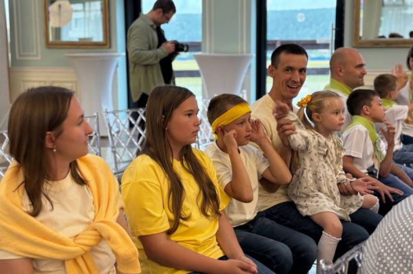 В минсоцполитики рассказали, какую поддержку получают многодетные семьи на Среднем Урале