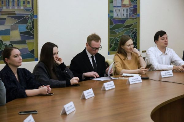 Свердловская творческая молодежь встретилась с министром культуры России