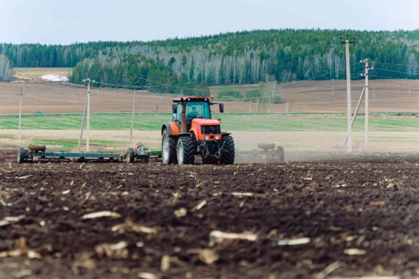 На Среднем Урале увеличили выплаты начинающим агрономам, ветеринарам и механизаторам